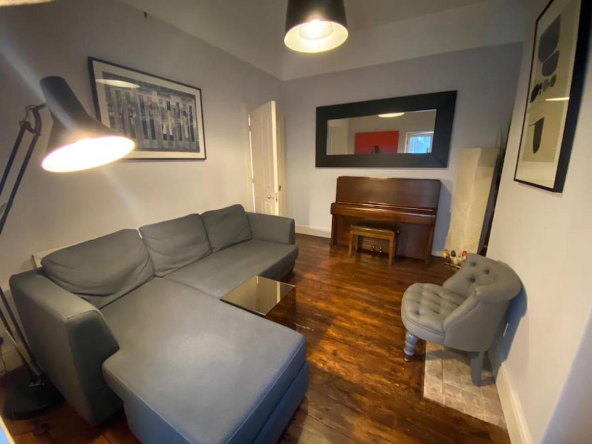 Spacious 4 Bedroom Character Home In Pontcanna Cardiff Exterior foto